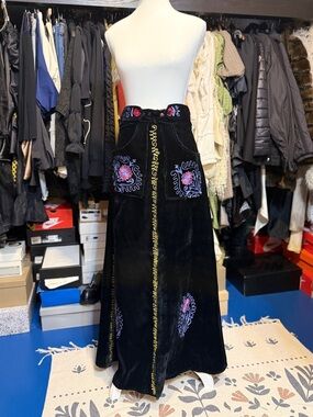 Embroidered Black Velvet Maxi Skirt with Floral Accents